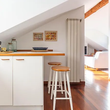 Attico Con Terrazzo - Skyview * Milano